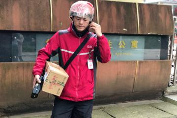 快遞不愿送上門，根源在哪兒？如何破局？