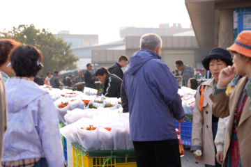 滴滴入局鮮花送貨！貨損少，叫車快，價(jià)格便宜